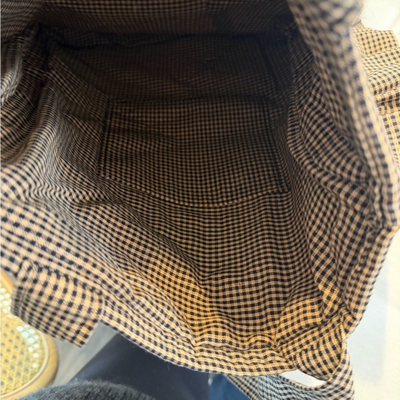 Handmade Ruffle Tote - Picture 2 of 2